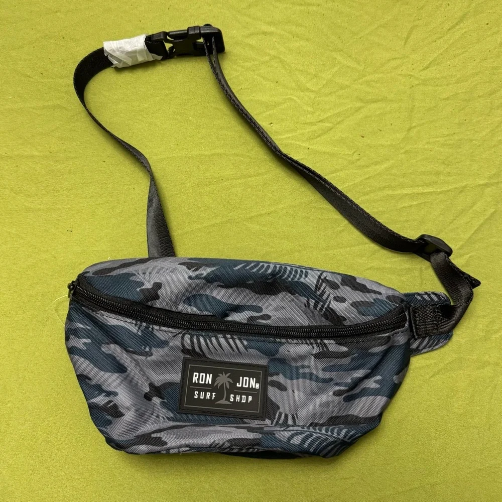 NWT Ron Jon Surf Shop Unisex Men Women Camouflage Waist Bag Fanny Pack Crossbody - Picture 4 of 12
